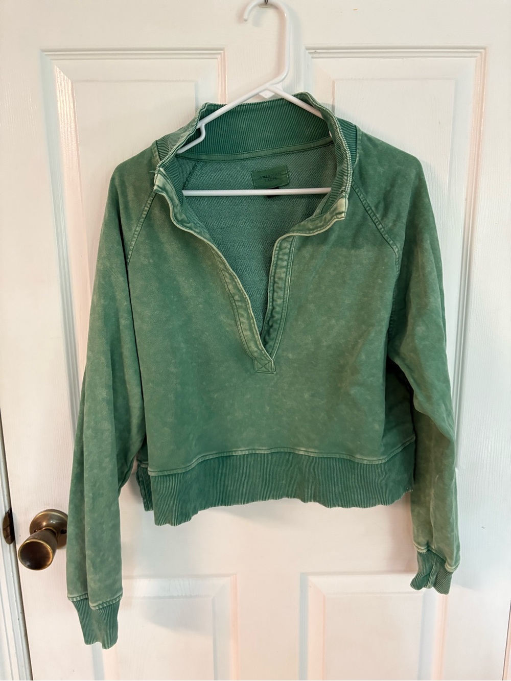 new American Eagle Outfitters Green Washed Pullover
